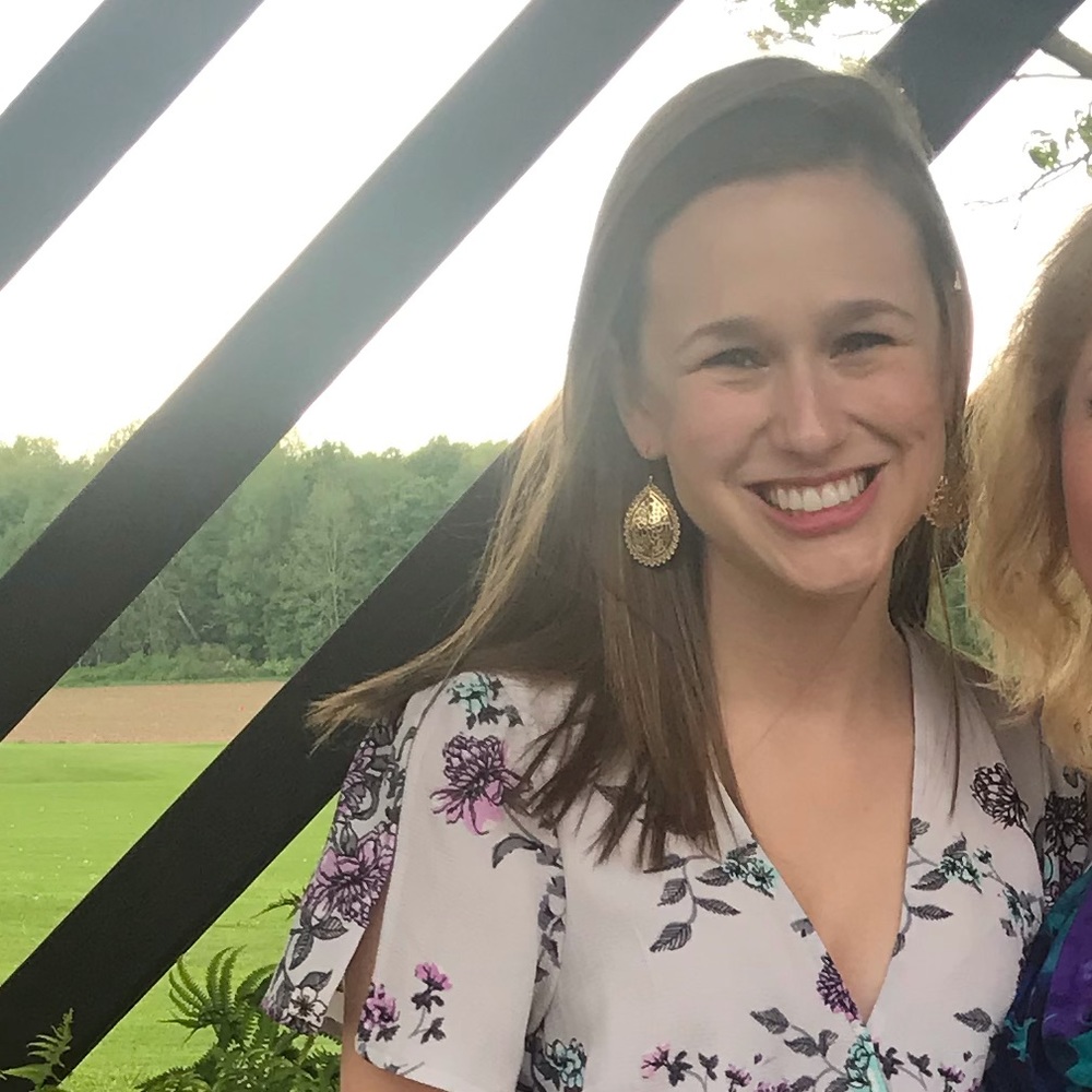 Meet your Posher, Kelly